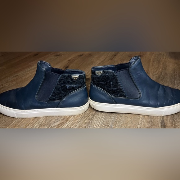 Tory Burch Rosette High Top Sneakers Navy Blue Leather Size 9 Ankle Booties - Picture 9 of 15